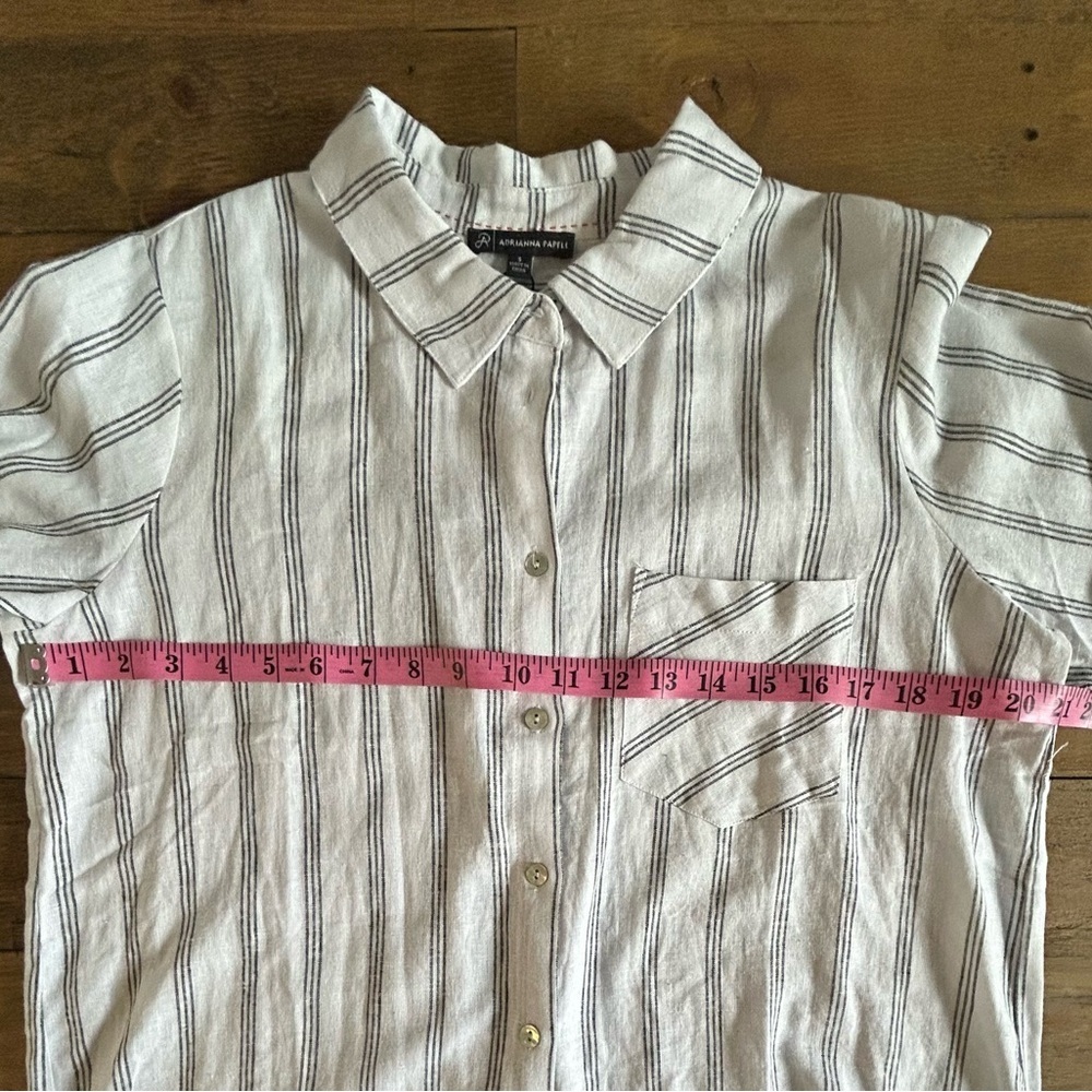 ADRIANNA PAPELL Button Down Linen Long Sleeve In white and grey stripes Top - Picture 9 of 13